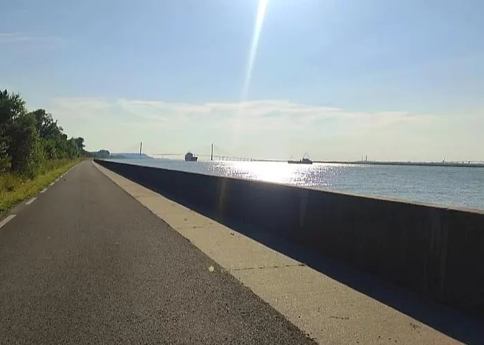 Holiday home Domaine Des Cerisiers - Acces Direct Piste Cyclable Reliant Honfleur - Parking Prive