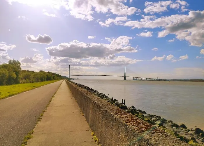 Domaine Des Cerisiers - Acces Direct Piste Cyclable Reliant Honfleur - Parking Prive Berville-sur-Mer